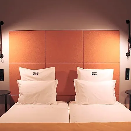 Music فندق مبيت وإفطار 4*