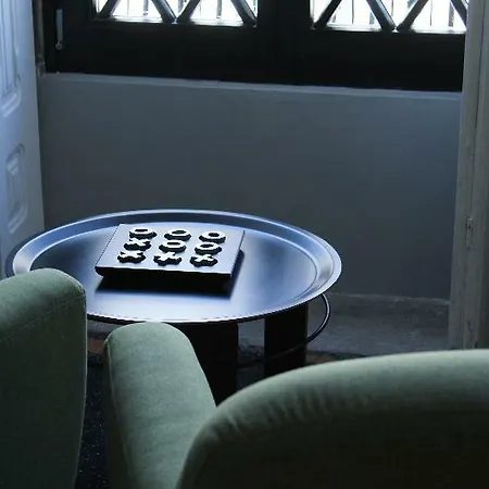 Bed & Breakfast Music